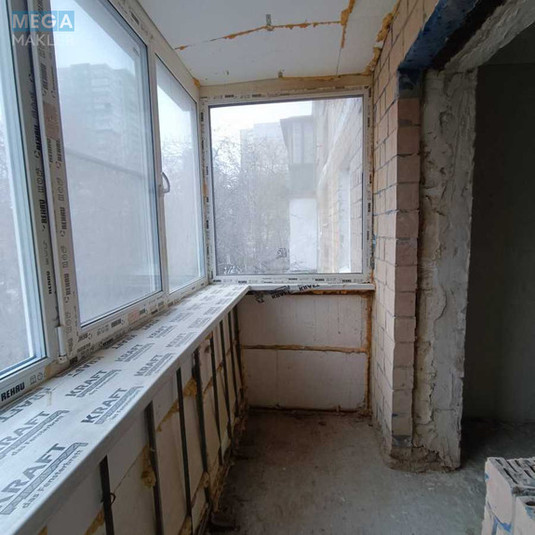 Продаж 2 кімнатної квартири (47,4/28,4/8,4), 4 пов. 5 пов. будинку, <a class="location-link" href="/kiev/" title="Недвижимость Київ">Київ</a>, <a class="location-link" href="/kiev/svyatoshinskij/" title="Недвижимость Святошинський район">Святошинський р-н</a>, Тулузи вул., 22 (изображение 11)