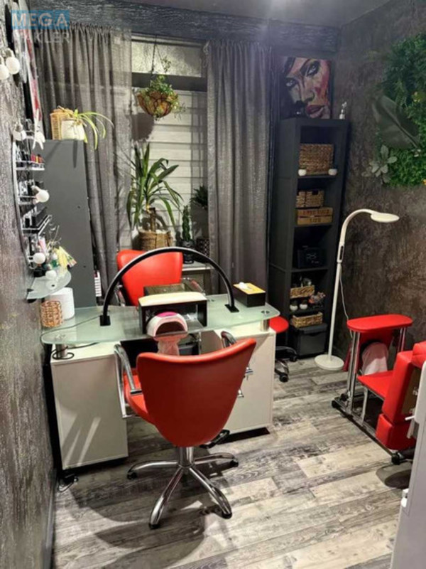 Оренда комерційної нерухомості, 19&nbsp;кв.м, под офис, <a class="location-link" href="/kiev/" title="Недвижимость Київ">Київ</a>, <a class="location-link" href="/kiev/desnyanskij/" title="Недвижимость Деснянський район">Деснянський р-н</a>, Лесной просп., 15 (изображение 2)