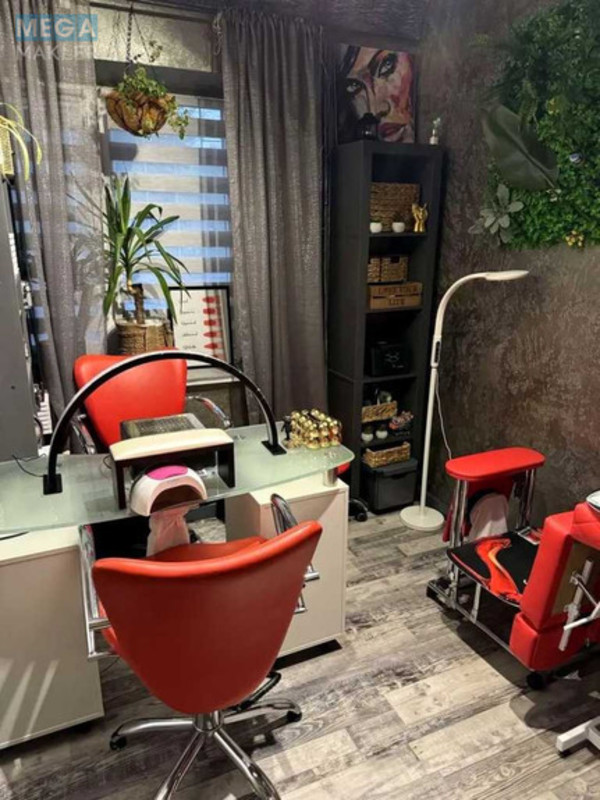 Оренда комерційної нерухомості, 19&nbsp;кв.м, под офис, <a class="location-link" href="/kiev/" title="Недвижимость Київ">Київ</a>, <a class="location-link" href="/kiev/desnyanskij/" title="Недвижимость Деснянський район">Деснянський р-н</a>, Лесной просп., 15 (изображение 7)