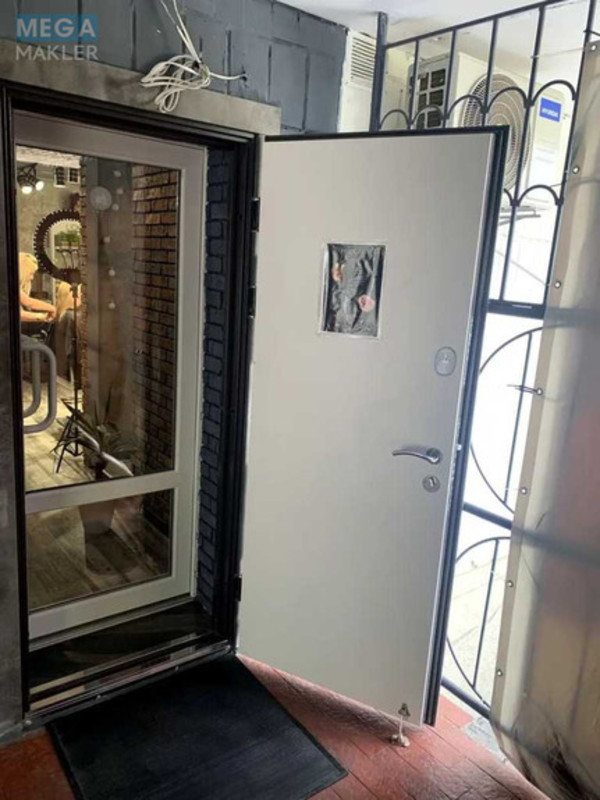 Оренда комерційної нерухомості, 19&nbsp;кв.м, под офис, <a class="location-link" href="/kiev/" title="Недвижимость Київ">Київ</a>, <a class="location-link" href="/kiev/desnyanskij/" title="Недвижимость Деснянський район">Деснянський р-н</a>, Лесной просп., 15 (изображение 10)