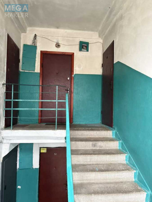 Продаж 2 кімнатної квартири (41/30/7), 5 пов. 5 пов. будинку, <a class="location-link" href="/kiev/" title="Недвижимость Київ">Київ</a>, <a class="location-link" href="/kiev/svyatoshinskij/" title="Недвижимость Святошинский район">Святошинский р-н</a>, Сімї Сосніних вул., 8 (изображение 12)