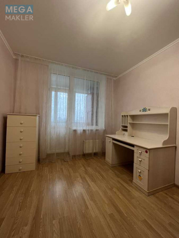 Продаж 3 кімнатної квартири (87/60/11), 17 пов. 25 пов. будинку, <a class="location-link" href="/kiev/" title="Недвижимость Київ">Київ</a>, <a class="location-link" href="/kiev/svyatoshinskij/" title="Недвижимость Святошинський район">Святошинський р-н</a>, Депутатская ул., 23А (изображение 8)