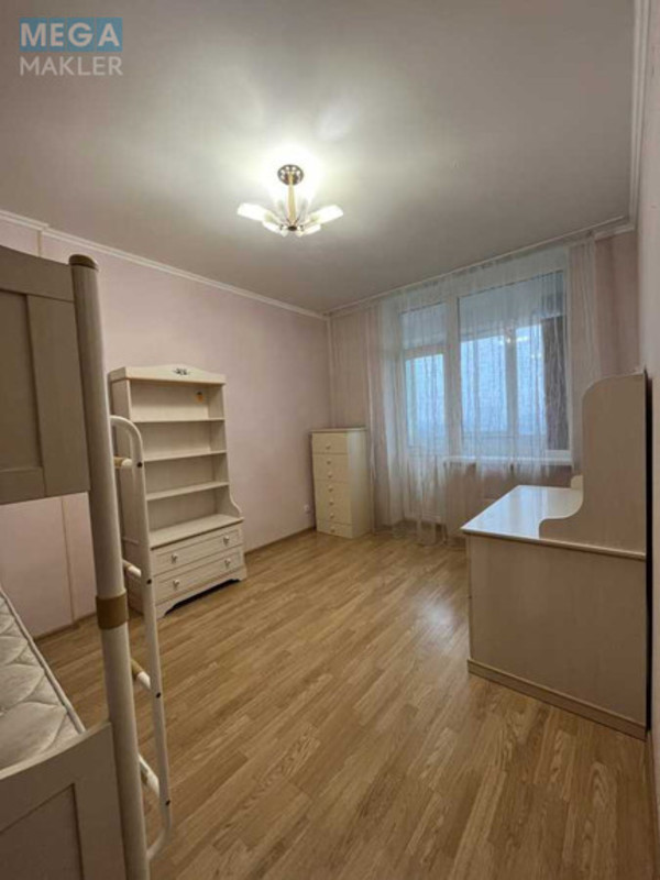 Продаж 3 кімнатної квартири (87/60/11), 17 пов. 25 пов. будинку, <a class="location-link" href="/kiev/" title="Недвижимость Київ">Київ</a>, <a class="location-link" href="/kiev/svyatoshinskij/" title="Недвижимость Святошинський район">Святошинський р-н</a>, Депутатская ул., 23А (изображение 10)