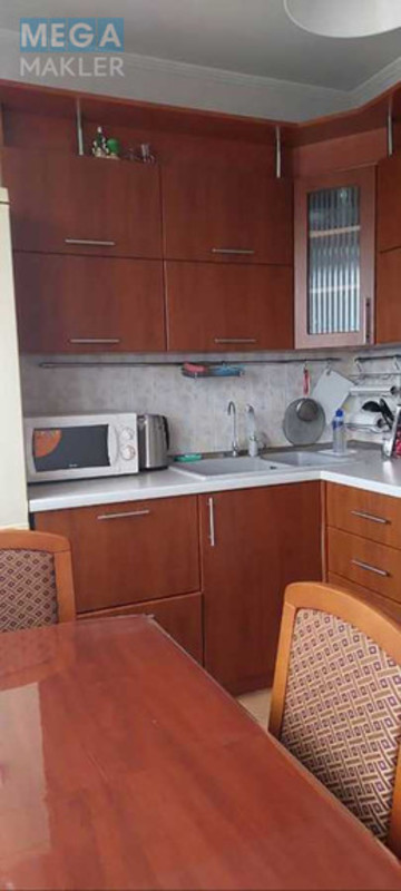 Продаж 3 кімнатної квартири (71/42/8), 11 пов. 16 пов. будинку, <a class="location-link" href="/kiev/" title="Недвижимость Київ">Київ</a>, <a class="location-link" href="/kiev/svyatoshinskij/" title="Недвижимость Святошинський район">Святошинський р-н</a>, Семашко ул., 16 (изображение 8)