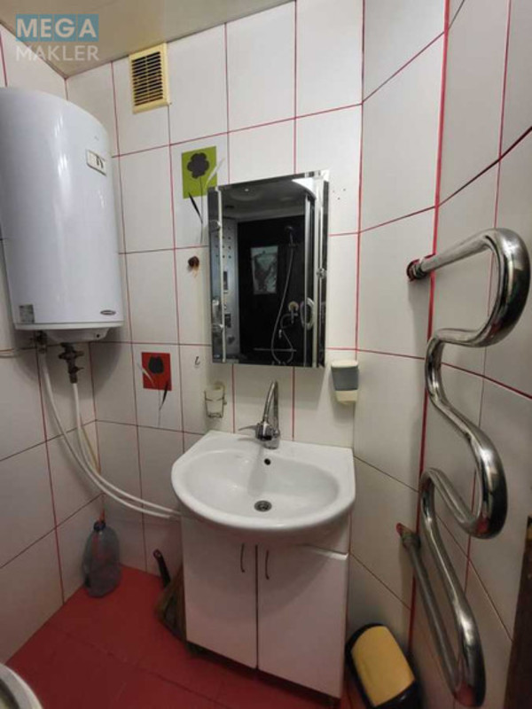 Оренда 1 кімнатної квартири, <a class="location-link" href="/kiev/" title="Недвижимость Київ">Київ</a>, <a class="location-link" href="/kiev/svyatoshinskij/" title="Недвижимость Святошинский район">Святошинский р-н</a>, Володимира Маяковського просп., 26Б (изображение 10)