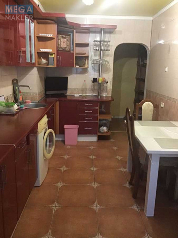 Оренда кімнати (підселення), <a class="location-link" href="/odessa/" title="Недвижимость Одеса">Одеса</a>, <a class="location-link" href="/odessa/suvorovskij/" title="Недвижимость Суворовський район">Суворовський р-н</a>, Бочарова, 7 (изображение 6)