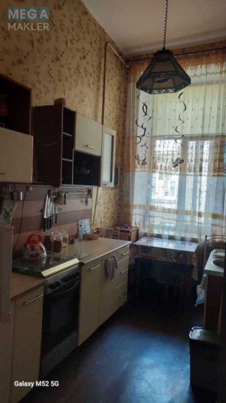 Оренда 1 кімнатної квартири, <a class="location-link" href="/odessa/" title="Недвижимость Одеса">Одеса</a>, <a class="location-link" href="/odessa/primorskij/" title="Недвижимость Приморський район">Приморський р-н</a>, Дерибасовская, 12 (изображение 9)