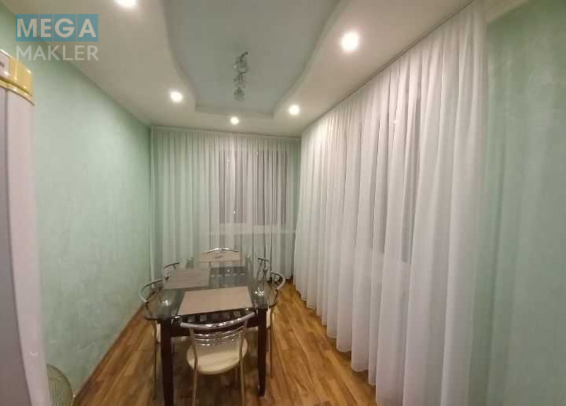 Оренда 3 кімнатної квартири, <a class="location-link" href="/odessa/" title="Недвижимость Одеса">Одеса</a>, <a class="location-link" href="/odessa/malinovskij/" title="Недвижимость Малиновський район">Малиновський р-н</a>, Вадатурского, 11 (изображение 3)