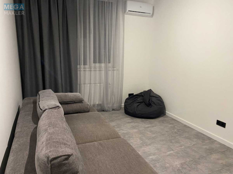 Оренда 3 кімнатної квартири, <a class="location-link" href="/kiev/" title="Недвижимость Київ">Київ</a>, <a class="location-link" href="/kiev/shevchenkovskij/" title="Недвижимость Шевченківський район">Шевченківський р-н</a>, Григория Андрющенко ул., 6Г (изображение 9)