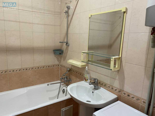 Оренда 1 кімнатної квартири, <a class="location-link" href="/kiev/" title="Недвижимость Київ">Київ</a>, <a class="location-link" href="/kiev/shevchenkovskij/" title="Недвижимость Шевченківський район">Шевченківський р-н</a>, Татарская ул., 9 (изображение 5)