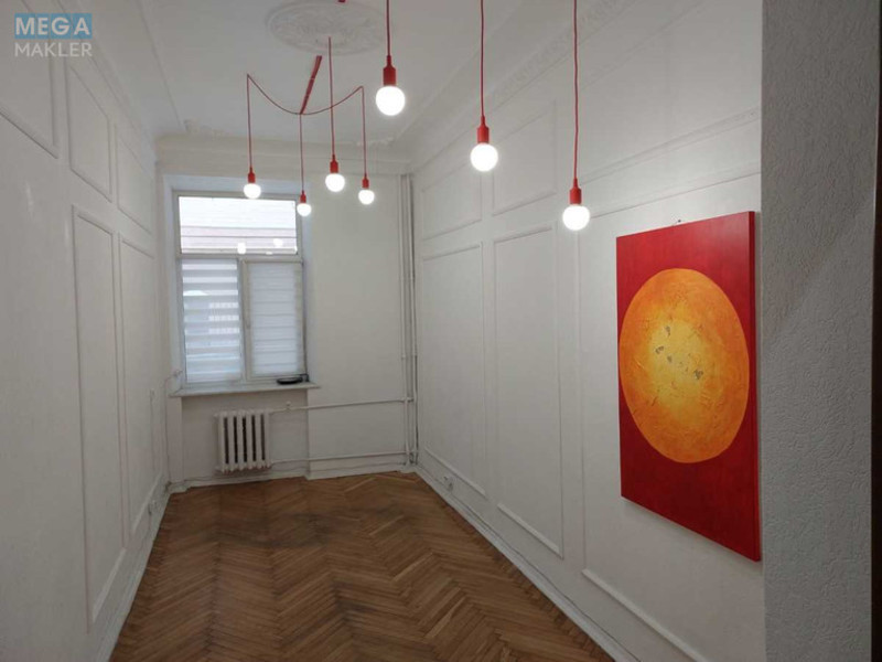 Продаж 3 кімнатної квартири (53/?/?), 1 пов. 4 пов. будинку, <a class="location-link" href="/kiev/" title="Недвижимость Київ">Київ</a>, <a class="location-link" href="/kiev/svyatoshinskij/" title="Недвижимость Святошинский район">Святошинский р-н</a>, Лютеранская ул., 27-29 (изображение 2)