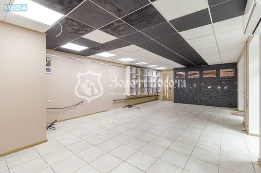 Продаж комерційної нерухомості, 50&nbsp;кв.м, под магазин, <a class="location-link" href="/kiev/" title="Недвижимость Київ">Київ</a>, <a class="location-link" href="/kiev/solomenskij/" title="Недвижимость Солом'янський район">Солом'янський р-н</a>, Героїв Севастополя вул., 11 (изображение 3)