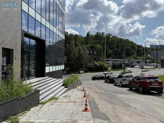 Оренда окремої будівлі/побудови, 700&nbsp;кв.м, <a class="location-link" href="/kiev/" title="Недвижимость Київ">Київ</a>, <a class="location-link" href="/kiev/pecherskij/" title="Недвижимость Печерський район">Печерський р-н</a>, Івана Федорова вул. (изображение 10)