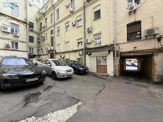 Продаж окремої будівлі/побудови, 50&nbsp;кв.м, <a class="location-link" href="/kiev/" title="Недвижимость Київ">Київ</a>, <a class="location-link" href="/kiev/pecherskij/" title="Недвижимость Печерський район">Печерський р-н</a>, Бессарабская пл., 7 (изображение 9)