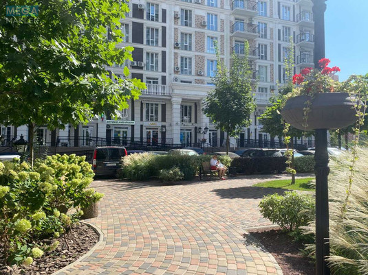 Продаж комерційної нерухомості, 268&nbsp;кв.м, под магазин, <a class="location-link" href="/kiev/" title="Недвижимость Київ">Київ</a>, <a class="location-link" href="/kiev/goloseevskij/" title="Недвижимость Голосіївський район">Голосіївський р-н</a>, Михайла Максимовича вул., 28 (изображение 21)