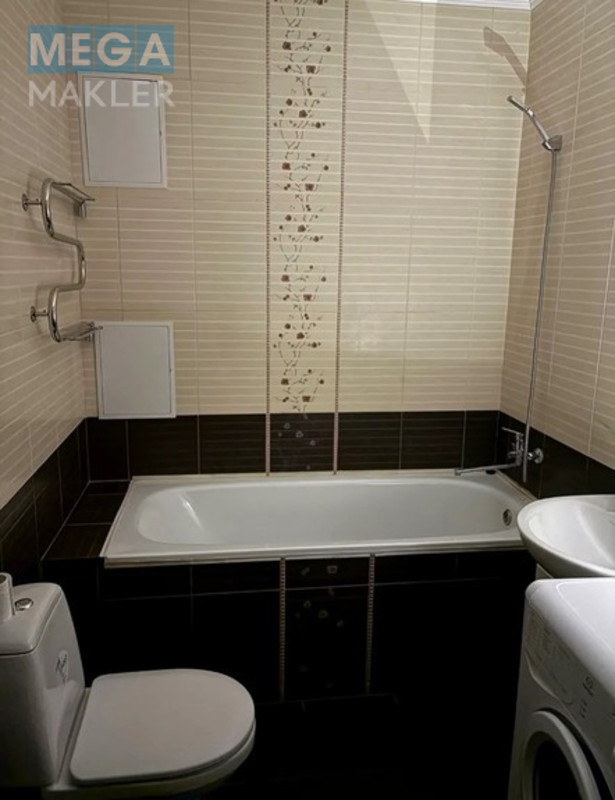 Оренда 1 кімнатної квартири, стандарт, <a class="location-link" href="/kiev/" title="Недвижимость Київ">Київ</a>, <a class="location-link" href="/kiev/dneprovskij/" title="Недвижимость Дніпровський район">Дніпровський р-н</a>, пр. Соборності 30, ЖК  Київська Венеція ( <img src="https://megamakler.com.ua/metro/ff0000.gif" alt="" class="metro" /> м. Левобережная, 15 хв. ) (изображение 5)