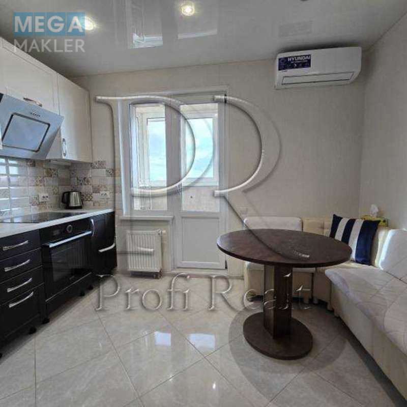 Продаж 1 кімнатної квартири (43/18/9), 20 пов. 25 пов. будинку, <a class="location-link" href="/kiev/" title="Недвижимость Київ">Київ</a>, <a class="location-link" href="/kiev/goloseevskij/" title="Недвижимость Голосіївський район">Голосіївський р-н</a>, Ломоносова вулиця, 36А (изображение 2)