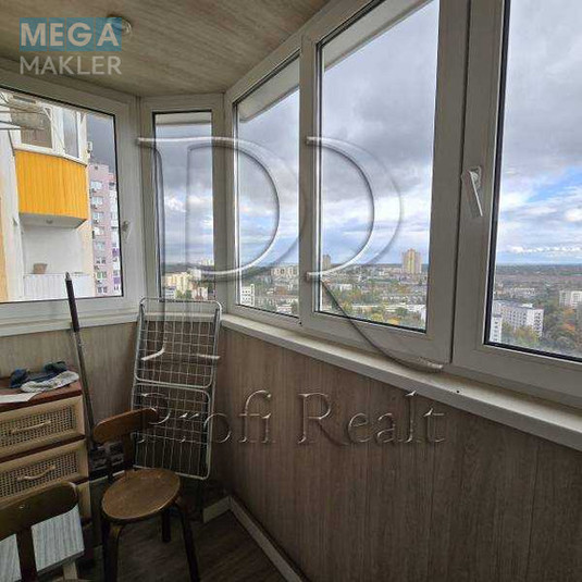 Продаж 1 кімнатної квартири (43/18/9), 20 пов. 25 пов. будинку, <a class="location-link" href="/kiev/" title="Недвижимость Київ">Київ</a>, <a class="location-link" href="/kiev/goloseevskij/" title="Недвижимость Голосіївський район">Голосіївський р-н</a>, Ломоносова вулиця, 36А (изображение 9)