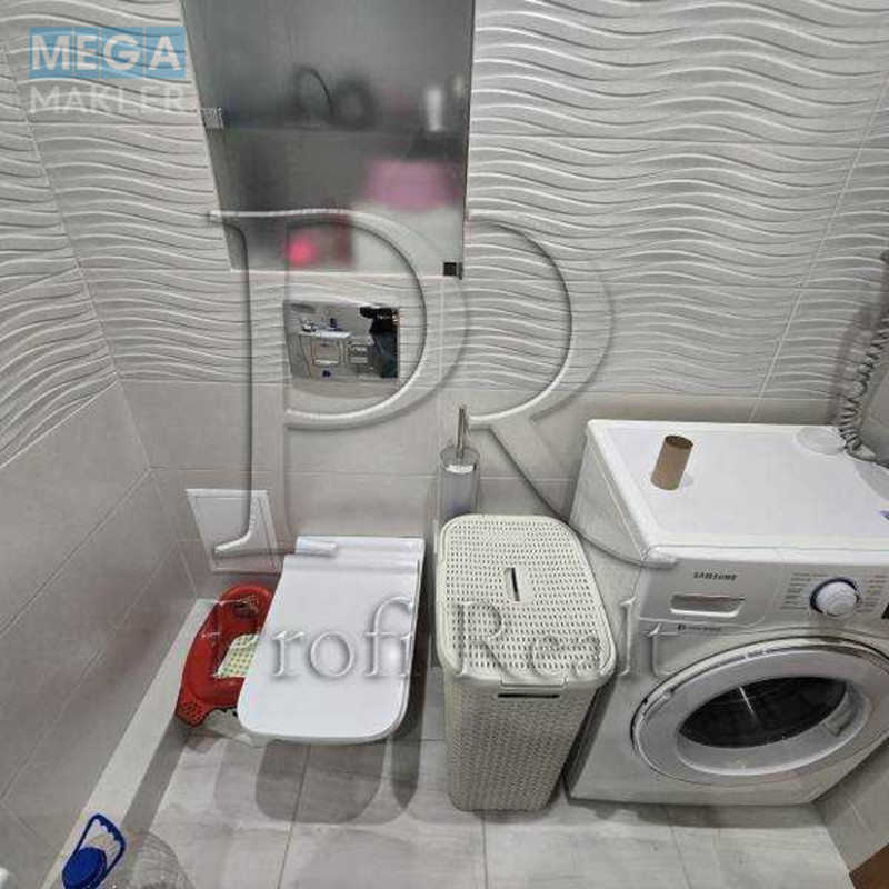 Продаж 1 кімнатної квартири (43/18/9), 20 пов. 25 пов. будинку, <a class="location-link" href="/kiev/" title="Недвижимость Київ">Київ</a>, <a class="location-link" href="/kiev/goloseevskij/" title="Недвижимость Голосіївський район">Голосіївський р-н</a>, Ломоносова вулиця, 36А (изображение 11)