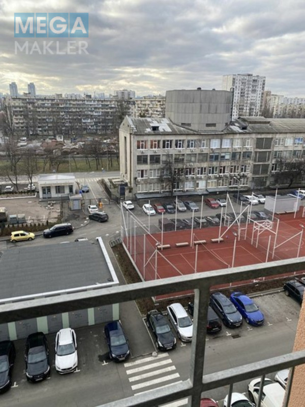 Оренда 1 кімнатної квартири, люкс, <a class="location-link" href="/kiev/" title="Недвижимость Київ">Київ</a>, <a class="location-link" href="/kiev/dneprovskij/" title="Недвижимость Дніпровський район">Дніпровський р-н</a>, пр. Соборності 17к2, ЖК Комфорт Таун ( <img src="https://megamakler.com.ua/metro/ff0000.gif" alt="" class="metro" /> м. Левобережная, 15-20 хв. ) (изображение 8)