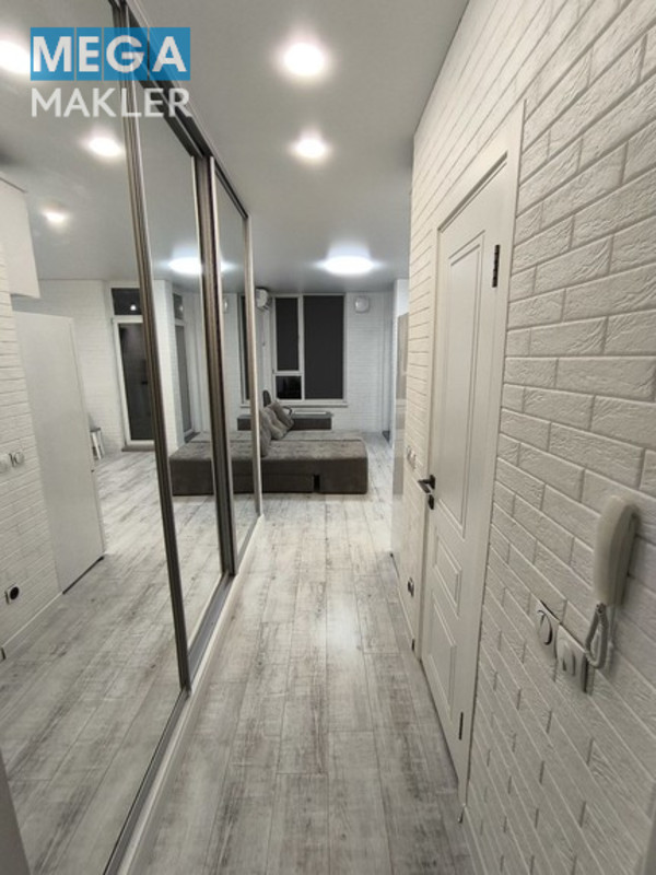 Оренда 1 кімнатної квартири, люкс, <a class="location-link" href="/kiev/" title="Недвижимость Київ">Київ</a>, <a class="location-link" href="/kiev/dneprovskij/" title="Недвижимость Дніпровський район">Дніпровський р-н</a>, пр. Соборності 17к2, ЖК Комфорт Таун ( <img src="https://megamakler.com.ua/metro/ff0000.gif" alt="" class="metro" /> м. Левобережная, 15-20 хв. ) (изображение 5)