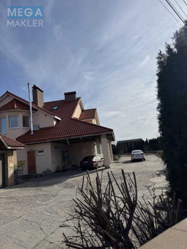 Продаж дома, 2&nbsp;поверху, 484&nbsp;кв.м, 7&nbsp;кімнат, ділянка 23&nbsp;сотки, <a class="location-link" href="/hotyanovka/" title="Недвижимость Хотянівка">Хотянівка</a>, Непопа Костянтина, 10 (изображение 2)