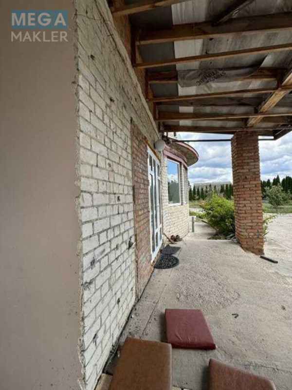 Продаж дома, 2&nbsp;поверху, 484&nbsp;кв.м, 7&nbsp;кімнат, ділянка 23&nbsp;сотки, <a class="location-link" href="/hotyanovka/" title="Недвижимость Хотянівка">Хотянівка</a>, Непопа Костянтина, 10 (изображение 8)