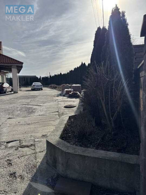 Продаж дома, 2&nbsp;поверху, 484&nbsp;кв.м, 7&nbsp;кімнат, ділянка 23&nbsp;сотки, <a class="location-link" href="/hotyanovka/" title="Недвижимость Хотянівка">Хотянівка</a>, Непопа Костянтина, 10 (изображение 12)