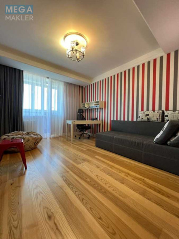 Оренда 4 кімнатні квартири, <a class="location-link" href="/kiev/" title="Недвижимость Київ">Київ</a>, <a class="location-link" href="/kiev/goloseevskij/" title="Недвижимость Голосіївський район">Голосіївський р-н</a>, Голосеевская ул., 13Б (изображение 19)