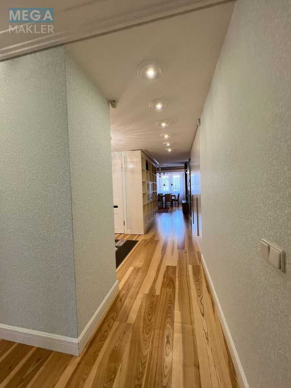 Оренда 4 кімнатні квартири, <a class="location-link" href="/kiev/" title="Недвижимость Київ">Київ</a>, <a class="location-link" href="/kiev/goloseevskij/" title="Недвижимость Голосіївський район">Голосіївський р-н</a>, Голосеевская ул., 13Б (изображение 21)