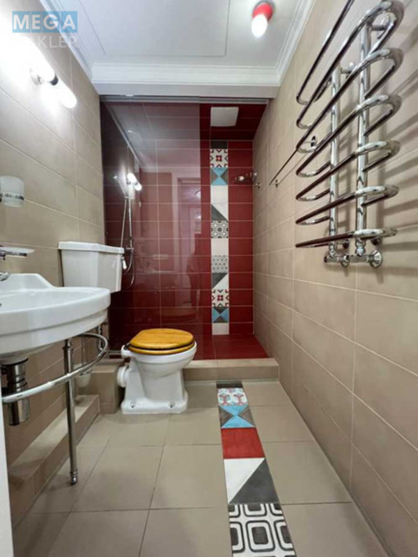 Оренда 4 кімнатні квартири, <a class="location-link" href="/kiev/" title="Недвижимость Київ">Київ</a>, <a class="location-link" href="/kiev/goloseevskij/" title="Недвижимость Голосіївський район">Голосіївський р-н</a>, Голосеевская ул., 13Б (изображение 23)