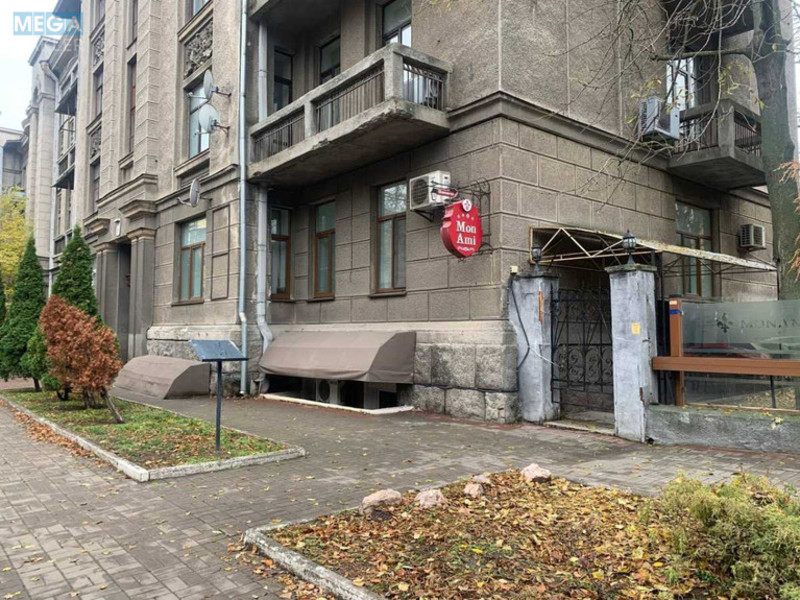 Продаж комерційної нерухомості, 275,40&nbsp;кв.м, под офис, <a class="location-link" href="/kiev/" title="Недвижимость Київ">Київ</a>, <a class="location-link" href="/kiev/pecherskij/" title="Недвижимость Печерський район">Печерський р-н</a>, Шелковичная ул., 10 (изображение 6)