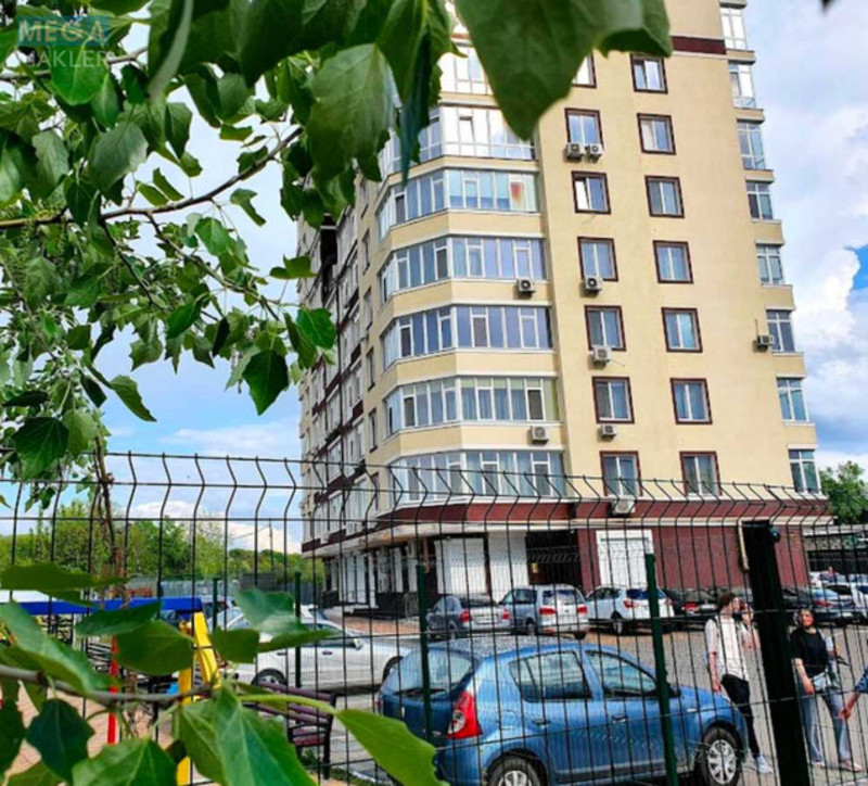 Продаж 1 кімнатної квартири (33/20/6), 10 пов. 17 пов. будинку, <a class="location-link" href="/kiev/" title="Недвижимость Київ">Київ</a>, <a class="location-link" href="/kiev/goloseevskij/" title="Недвижимость Голосіївський район">Голосіївський р-н</a>, Академіка Писаржевського вул., 8 (изображение 3)