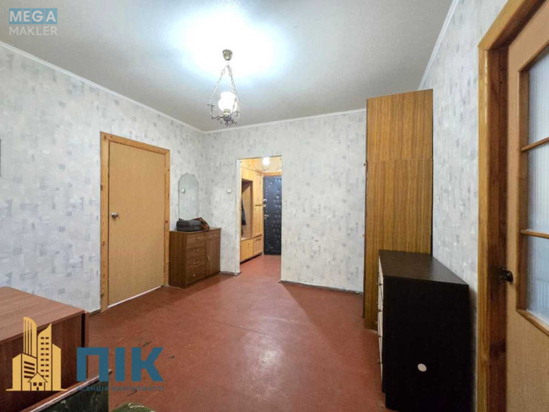Продаж 3 кімнатної квартири (85/42/8), 6 пов. 16 пов. будинку, <a class="location-link" href="/kiev/" title="Недвижимость Київ">Київ</a>, <a class="location-link" href="/kiev/pecherskij/" title="Недвижимость Печерский район">Печерский р-н</a>, Срибнокильская ул., 14 (изображение 17)