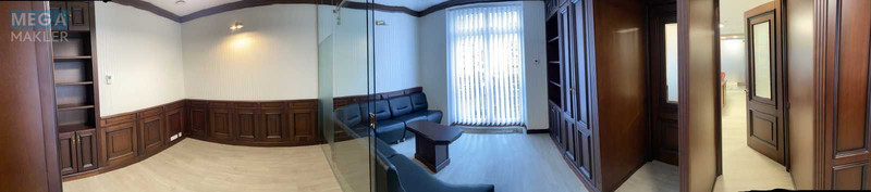 Оренда комерційної нерухомості, 218,50&nbsp;кв.м, под офис, <a class="location-link" href="/kiev/" title="Недвижимость Київ">Київ</a>, <a class="location-link" href="/kiev/svyatoshinskij/" title="Недвижимость Святошинский район">Святошинский р-н</a>, Институтская ул., 18А (изображение 2)