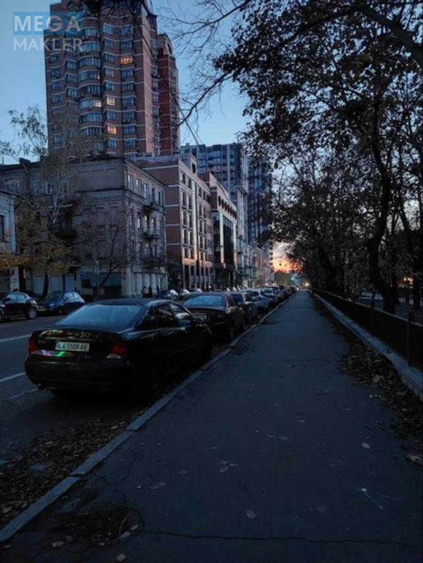 Продаж 3 кімнатної квартири (107/72/12), 7 пов. 12 пов. будинку, <a class="location-link" href="/kiev/" title="Недвижимость Київ">Київ</a>, <a class="location-link" href="/kiev/shevchenkovskij/" title="Недвижимость Шевченківський район">Шевченківський р-н</a>, Бульварно-Кудрявская ул., 15 (изображение 9)