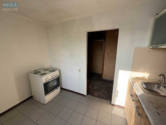 Продаж 3 кімнатної квартири (66/44/8), 16 пов. 16 пов. будинку, <a class="location-link" href="/kiev/" title="Недвижимость Київ">Київ</a>, <a class="location-link" href="/kiev/darnickij/" title="Недвижимость Дарницький район">Дарницький р-н</a>, Николая Руднева ул., 34 (изображение 2)