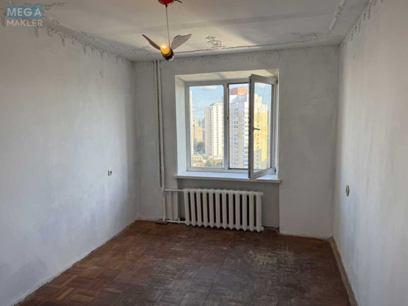 Продаж 3 кімнатної квартири (66/44/8), 16 пов. 16 пов. будинку, <a class="location-link" href="/kiev/" title="Недвижимость Київ">Київ</a>, <a class="location-link" href="/kiev/darnickij/" title="Недвижимость Дарницький район">Дарницький р-н</a>, Николая Руднева ул., 34 (изображение 20)