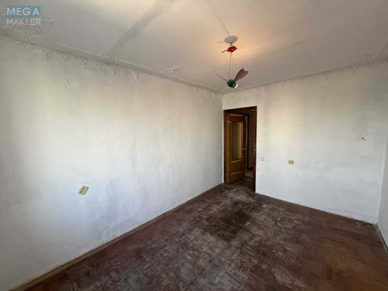 Продаж 3 кімнатної квартири (66/44/8), 16 пов. 16 пов. будинку, <a class="location-link" href="/kiev/" title="Недвижимость Київ">Київ</a>, <a class="location-link" href="/kiev/darnickij/" title="Недвижимость Дарницький район">Дарницький р-н</a>, Николая Руднева ул., 34 (изображение 21)