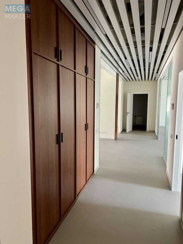 Продаж комерційної нерухомості, 400&nbsp;кв.м, под офис, <a class="location-link" href="/kiev/" title="Недвижимость Київ">Київ</a>, <a class="location-link" href="/kiev/shevchenkovskij/" title="Недвижимость Шевченківський район">Шевченківський р-н</a>, Олеся Гончара ул., 41 (изображение 4)