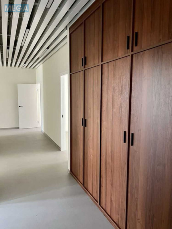 Продаж комерційної нерухомості, 400&nbsp;кв.м, под офис, <a class="location-link" href="/kiev/" title="Недвижимость Київ">Київ</a>, <a class="location-link" href="/kiev/shevchenkovskij/" title="Недвижимость Шевченківський район">Шевченківський р-н</a>, Олеся Гончара ул., 41 (изображение 5)