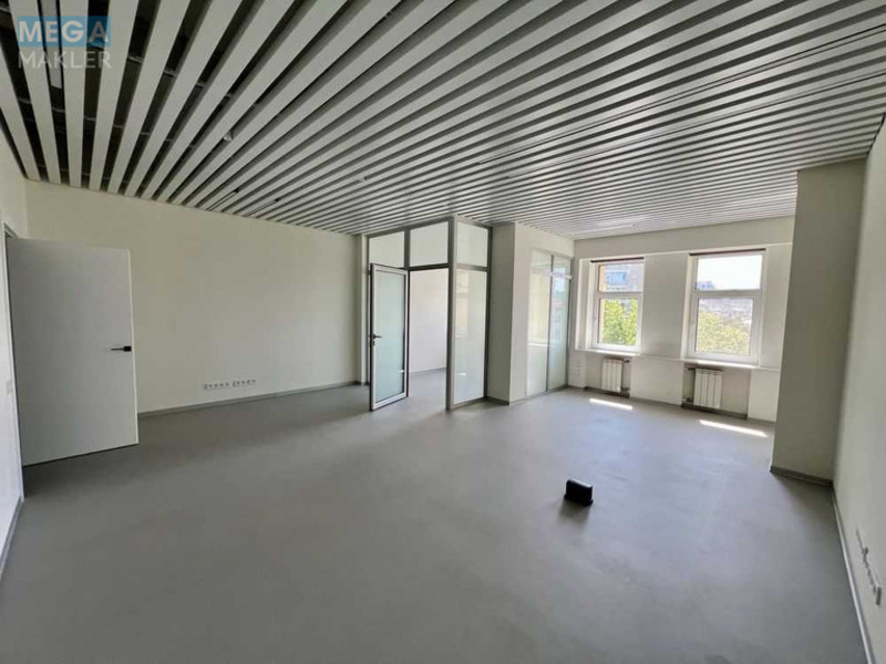 Продаж комерційної нерухомості, 400&nbsp;кв.м, под офис, <a class="location-link" href="/kiev/" title="Недвижимость Київ">Київ</a>, <a class="location-link" href="/kiev/shevchenkovskij/" title="Недвижимость Шевченківський район">Шевченківський р-н</a>, Олеся Гончара ул., 41 (изображение 6)