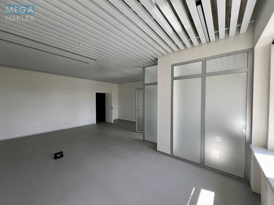 Продаж комерційної нерухомості, 400&nbsp;кв.м, под офис, <a class="location-link" href="/kiev/" title="Недвижимость Київ">Київ</a>, <a class="location-link" href="/kiev/shevchenkovskij/" title="Недвижимость Шевченківський район">Шевченківський р-н</a>, Олеся Гончара ул., 41 (изображение 8)