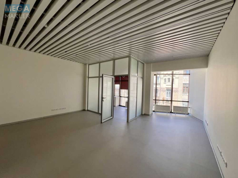 Продаж комерційної нерухомості, 400&nbsp;кв.м, под офис, <a class="location-link" href="/kiev/" title="Недвижимость Київ">Київ</a>, <a class="location-link" href="/kiev/shevchenkovskij/" title="Недвижимость Шевченківський район">Шевченківський р-н</a>, Олеся Гончара ул., 41 (изображение 10)