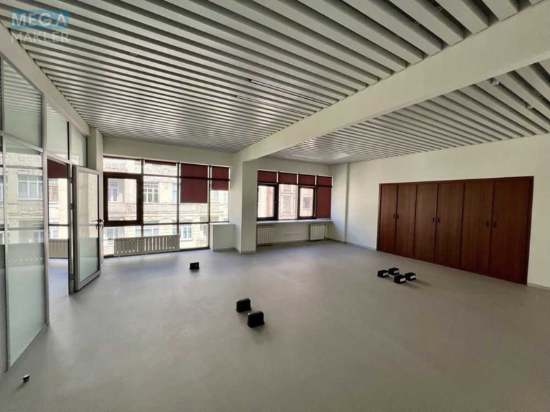 Продаж комерційної нерухомості, 400&nbsp;кв.м, под офис, <a class="location-link" href="/kiev/" title="Недвижимость Київ">Київ</a>, <a class="location-link" href="/kiev/shevchenkovskij/" title="Недвижимость Шевченківський район">Шевченківський р-н</a>, Олеся Гончара ул., 41 (изображение 19)