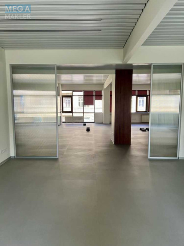 Продаж комерційної нерухомості, 400&nbsp;кв.м, под офис, <a class="location-link" href="/kiev/" title="Недвижимость Київ">Київ</a>, <a class="location-link" href="/kiev/shevchenkovskij/" title="Недвижимость Шевченківський район">Шевченківський р-н</a>, Олеся Гончара ул., 41 (изображение 22)