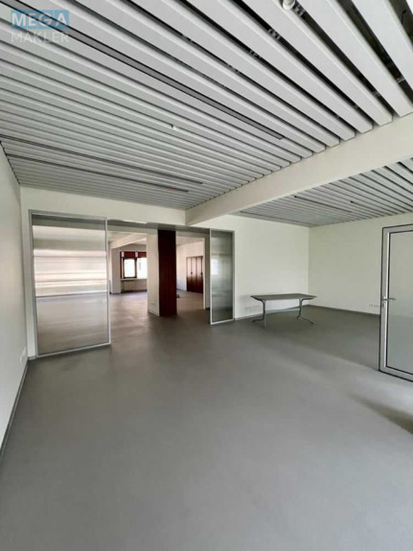 Продаж комерційної нерухомості, 400&nbsp;кв.м, под офис, <a class="location-link" href="/kiev/" title="Недвижимость Київ">Київ</a>, <a class="location-link" href="/kiev/shevchenkovskij/" title="Недвижимость Шевченківський район">Шевченківський р-н</a>, Олеся Гончара ул., 41 (изображение 23)