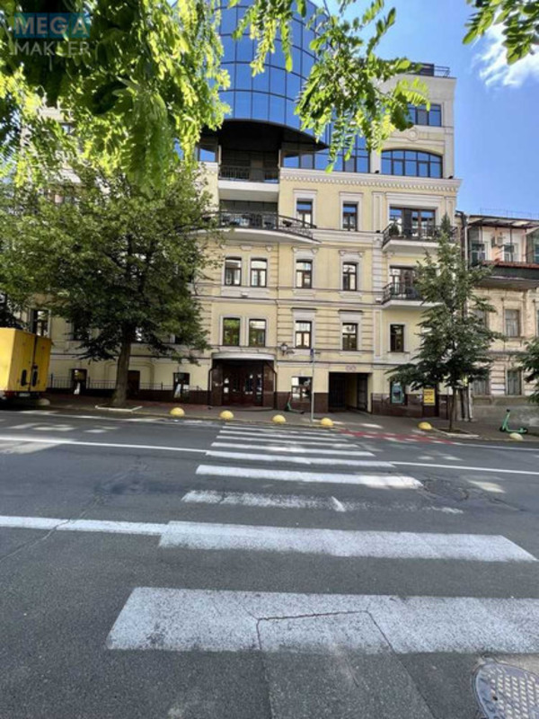 Продаж комерційної нерухомості, 400&nbsp;кв.м, под офис, <a class="location-link" href="/kiev/" title="Недвижимость Київ">Київ</a>, <a class="location-link" href="/kiev/shevchenkovskij/" title="Недвижимость Шевченківський район">Шевченківський р-н</a>, Олеся Гончара ул., 41 (изображение 24)