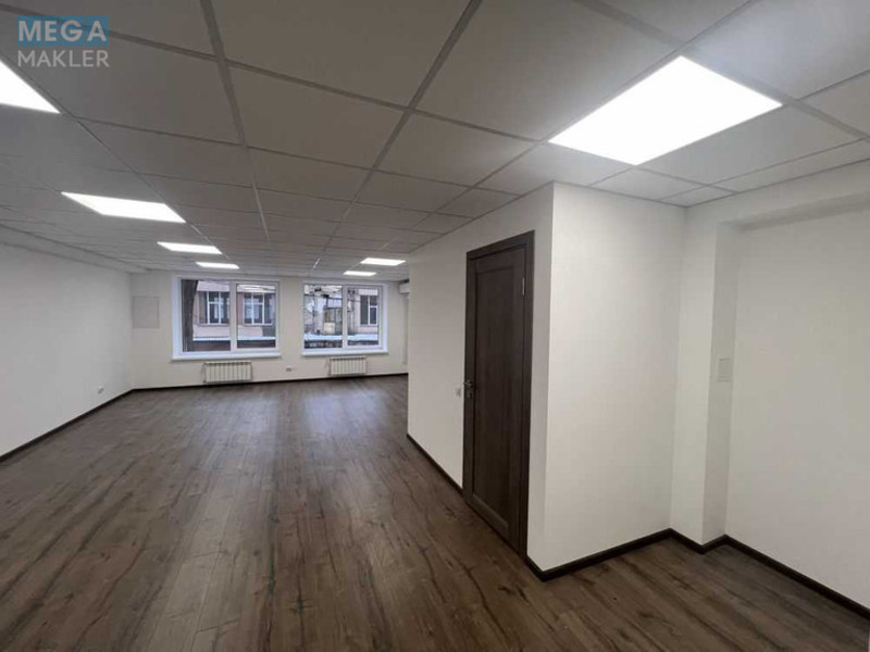 Оренда комерційної нерухомості, 44,10&nbsp;кв.м, под офис, <a class="location-link" href="/kiev/" title="Недвижимость Київ">Київ</a>, <a class="location-link" href="/kiev/podolskij/" title="Недвижимость Подільський район">Подільський р-н</a>, Глубочицкая ул., 17 (изображение 4)