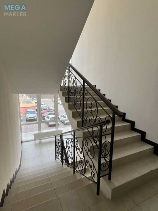 Оренда комерційної нерухомості, 44,10&nbsp;кв.м, под офис, <a class="location-link" href="/kiev/" title="Недвижимость Київ">Київ</a>, <a class="location-link" href="/kiev/podolskij/" title="Недвижимость Подільський район">Подільський р-н</a>, Глубочицкая ул., 17 (изображение 9)